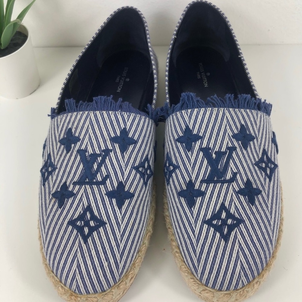 Authentic Louis Vuitton Sail Away Navy Striped & Fringe Espadrilles Size 7